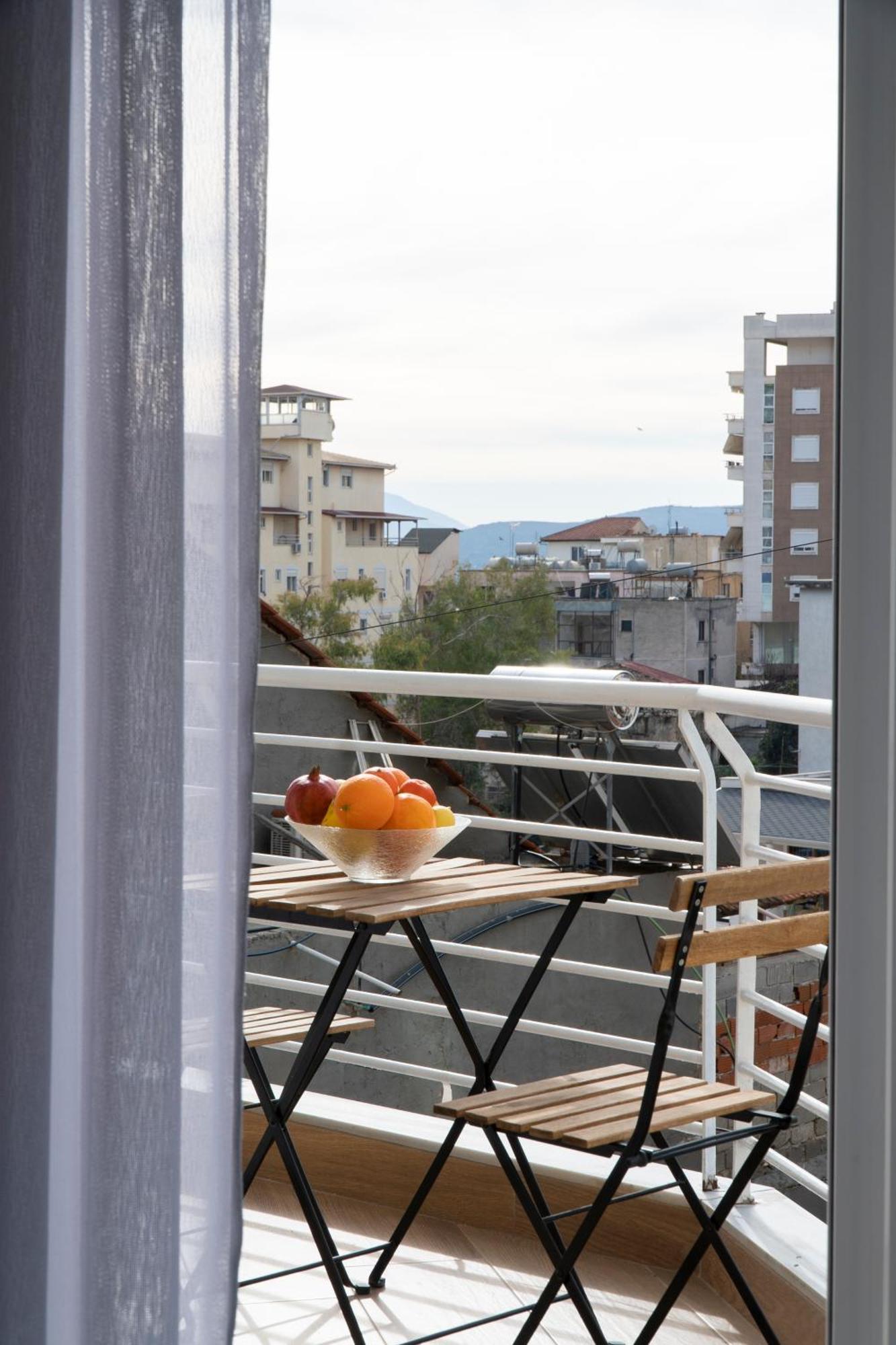 Memories Apartments Саранда Экстерьер фото